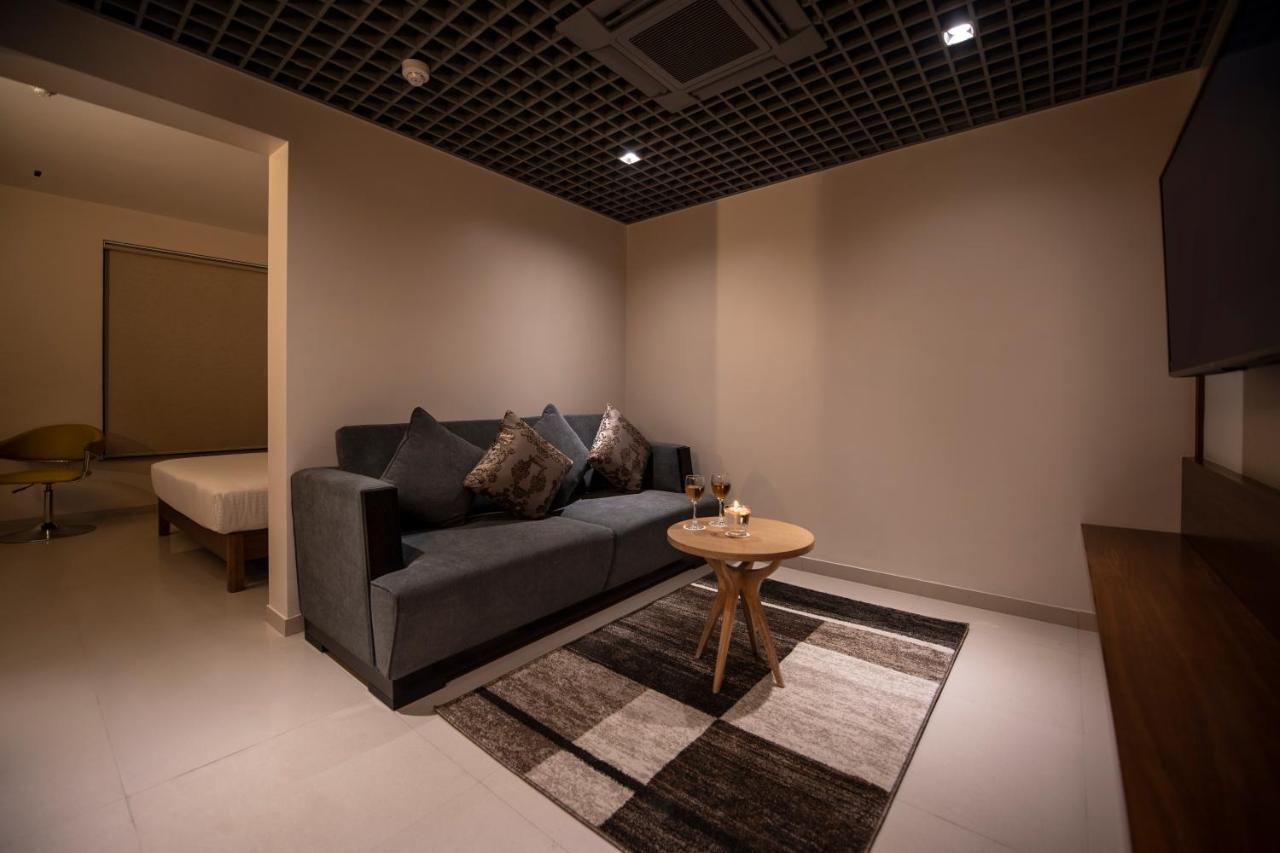 Morvee Hotels Durgapur Ngoại thất bức ảnh