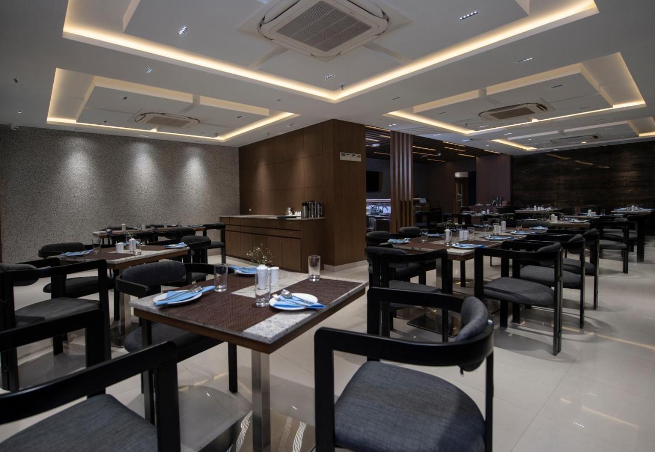Morvee Hotels Durgapur Ngoại thất bức ảnh
