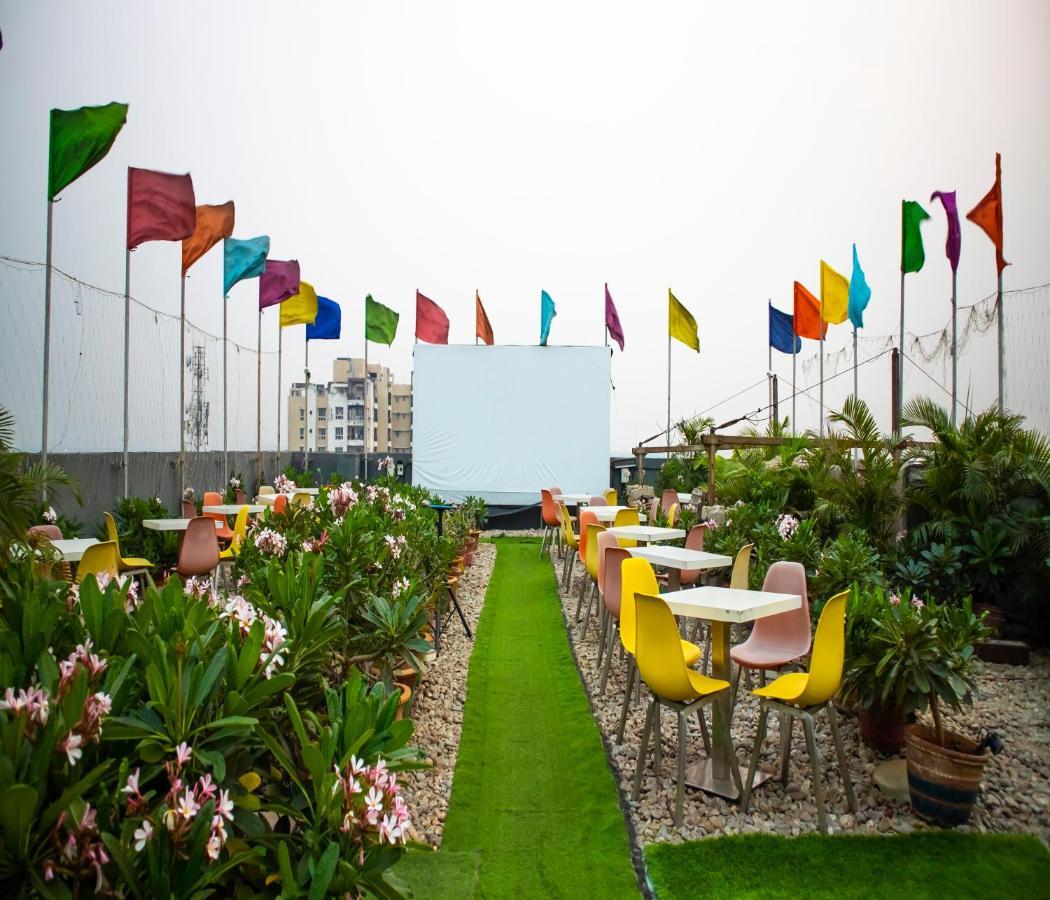 Morvee Hotels Durgapur Ngoại thất bức ảnh
